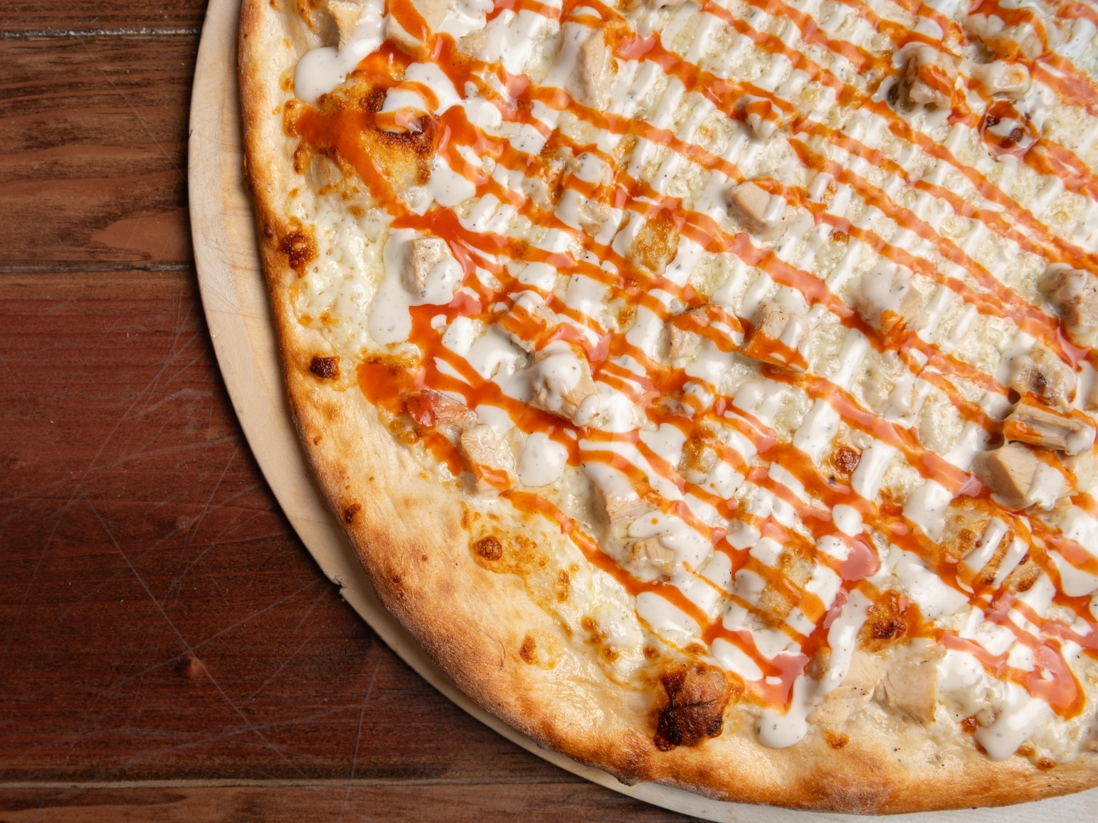 Buffalo-Chicken-Pizza-Toppings