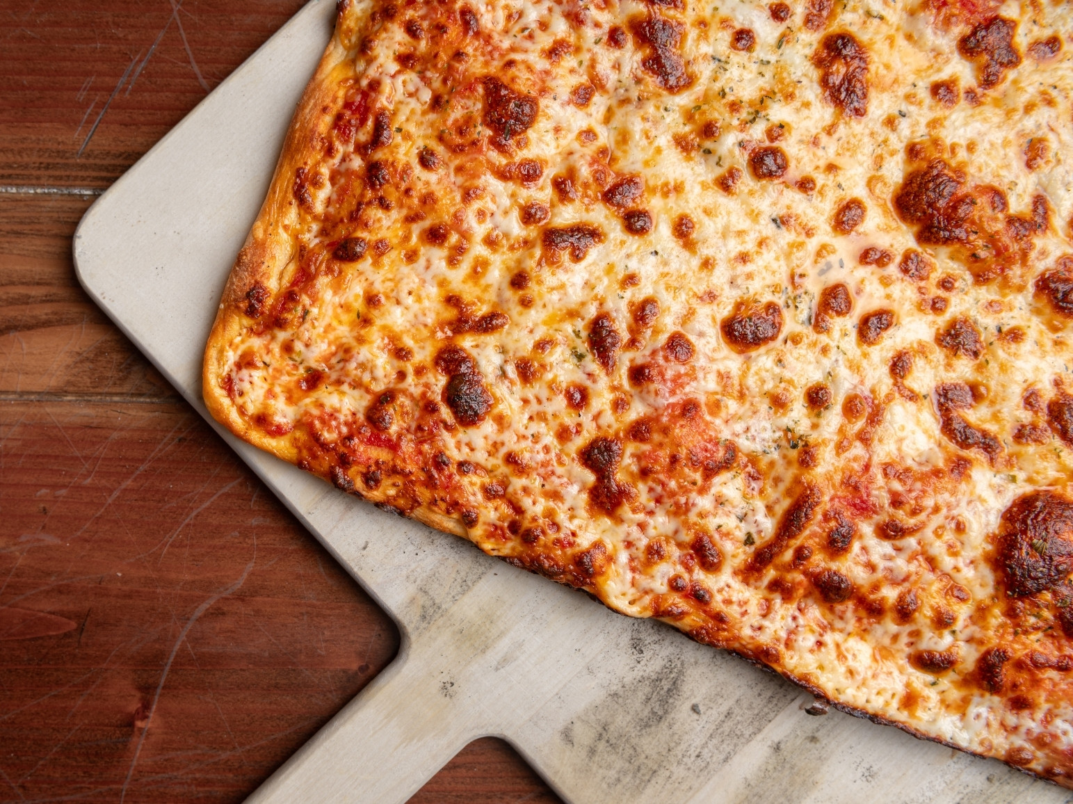 Sicilian Style pizza toppings, Square, Thick, Crisp and Fluffy crust, Mozzarella, Tomatoes sauce.